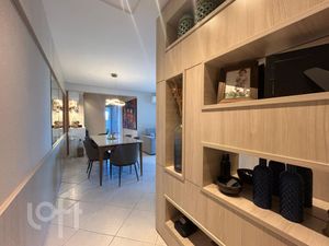 Image 9 - 890483