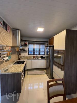 Image 18 - 890518