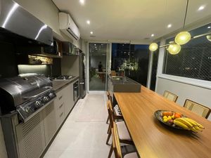 Image 13 - 890519