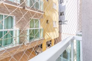 Image 4 - 890524