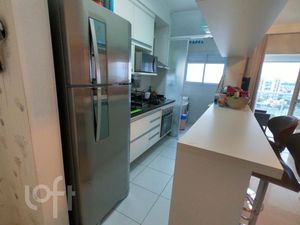 Image 6 - 890533
