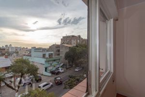 Image 15 - 890535