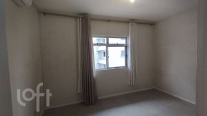 Image 3 - 890544