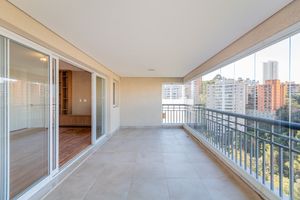 Image 4 - 890545