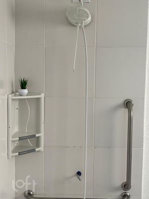 Image 19 - 890552