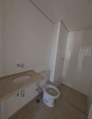 Image 3 - 890649