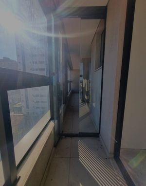 Image 3 - 890650