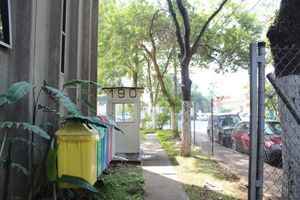 Image 7 - 890651