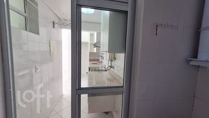 Image 3 - 890666