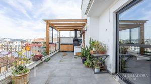 Image 32 - 890708