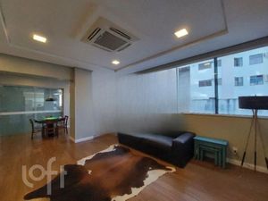 Image 9 - 890728