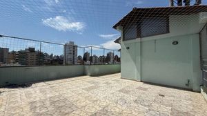 Image 17 - 890735