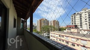 Image 2 - 890735