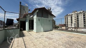 Image 19 - 890735