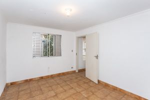 Image 31 - 890824