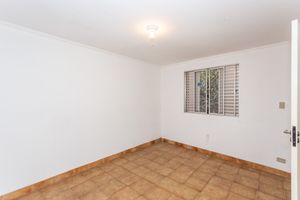 Image 32 - 890824
