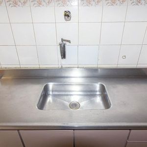 Image 15 - 890830