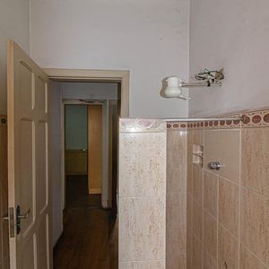 Image 20 - 890830