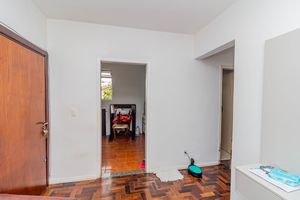 Image 3 - 890837