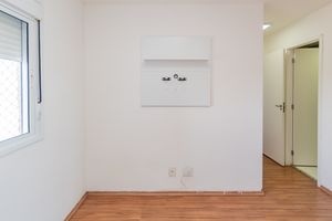 Image 11 - 890841