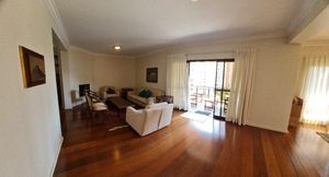 Image 1 - 890843