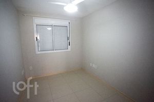 Image 4 - 890844