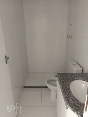 Image 8 - 890845