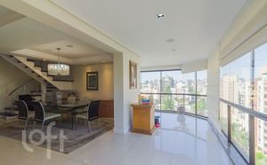Image 8 - 890846