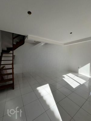 Image 3 - 890848