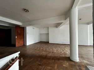 Image 4 - 890849