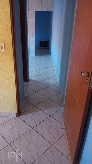 Image 6 - 890867