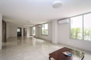 Image 35 - 890868