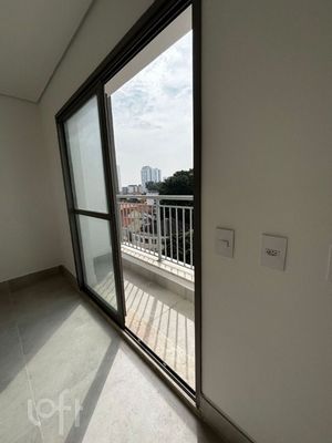 Image 2 - 890897