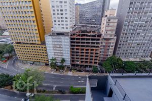 Image 17 - 890907