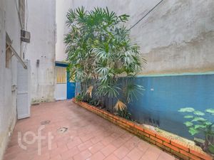 Image 6 - 890909