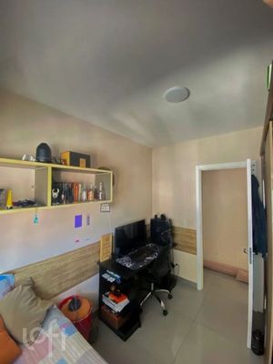 Image 6 - 890914