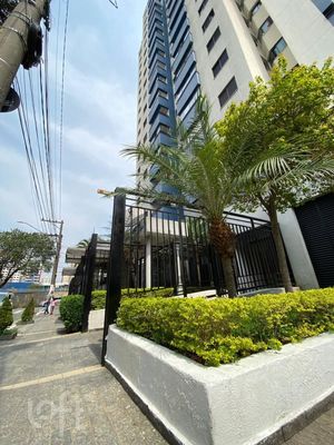 Image 8 - 890915