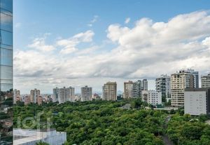 Image 12 - 890917