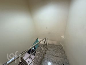Image 8 - 890922