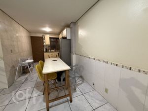 Image 4 - 890922