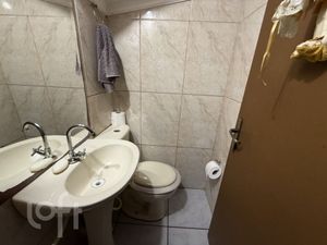 Image 9 - 890922