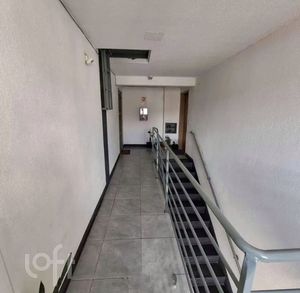Image 5 - 890966