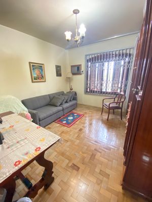 Image 13 - 891015