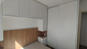 Image 19 - 891016