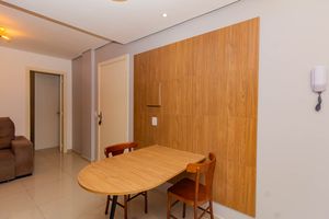 Image 6 - 891017