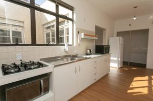 Image 8 - 891033