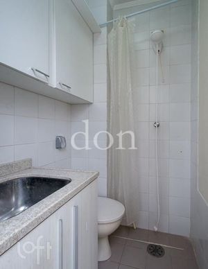 Image 9 - 891043