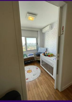 Image 13 - 891063