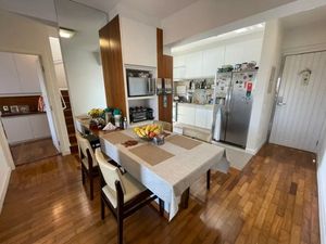 Image 8 - 891063