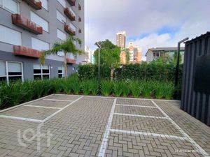 Image 30 - 891069